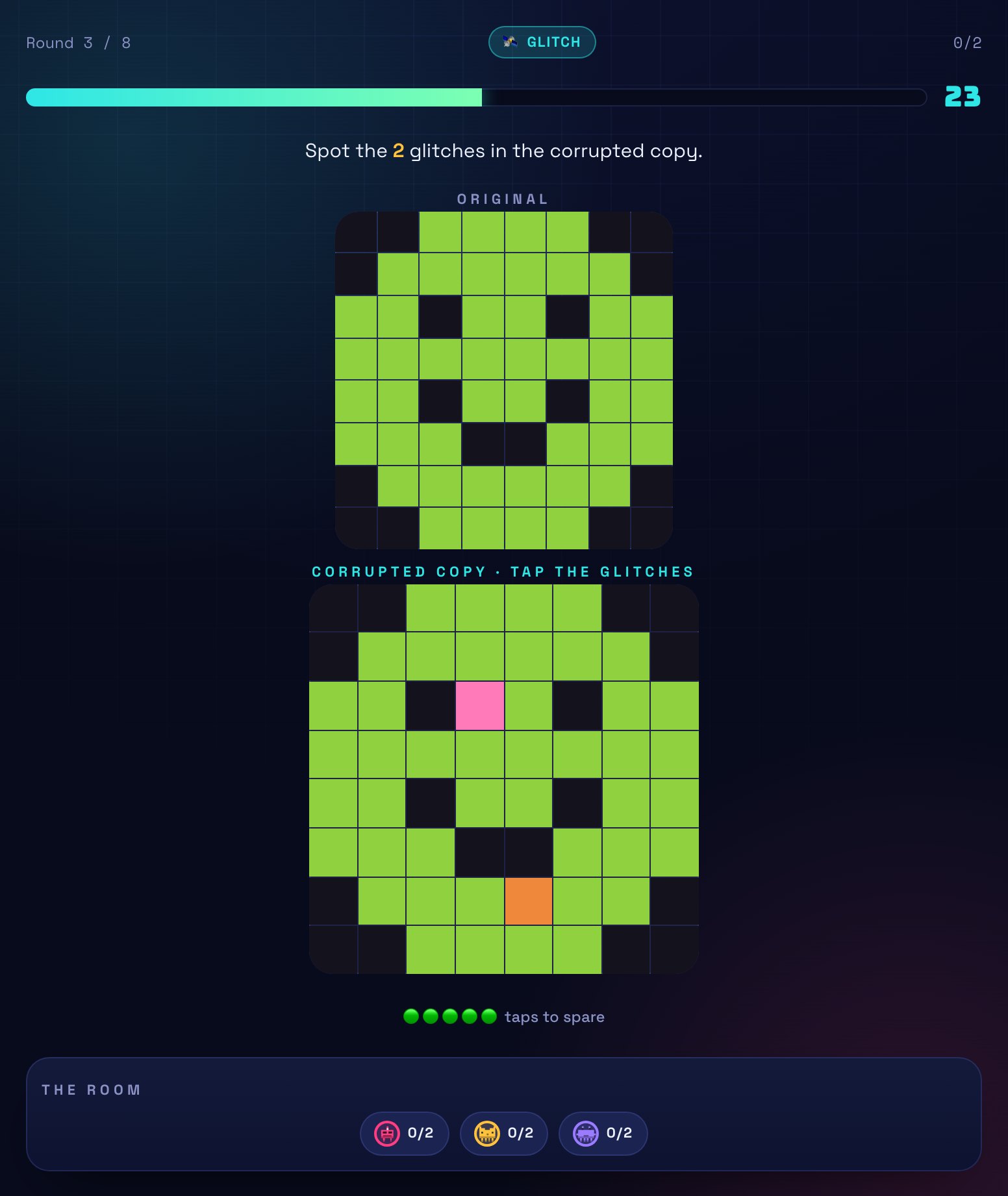 A Glitch round showing an original pixel picture beside a corrupted copy with two changed cells to find.